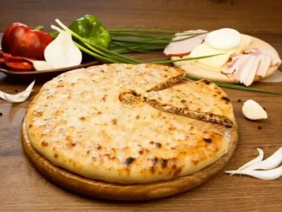 Осетинский пирог с мясом (острый)
